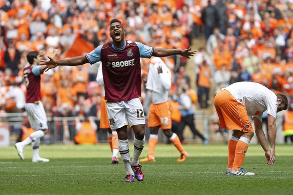 Match winner Ricardo Vaz Te celebrates at the end of the Play-Off final at Wembley