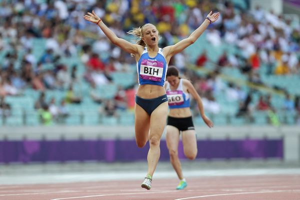 Milica Ozegovic celebrates winning her Women's 400m heat