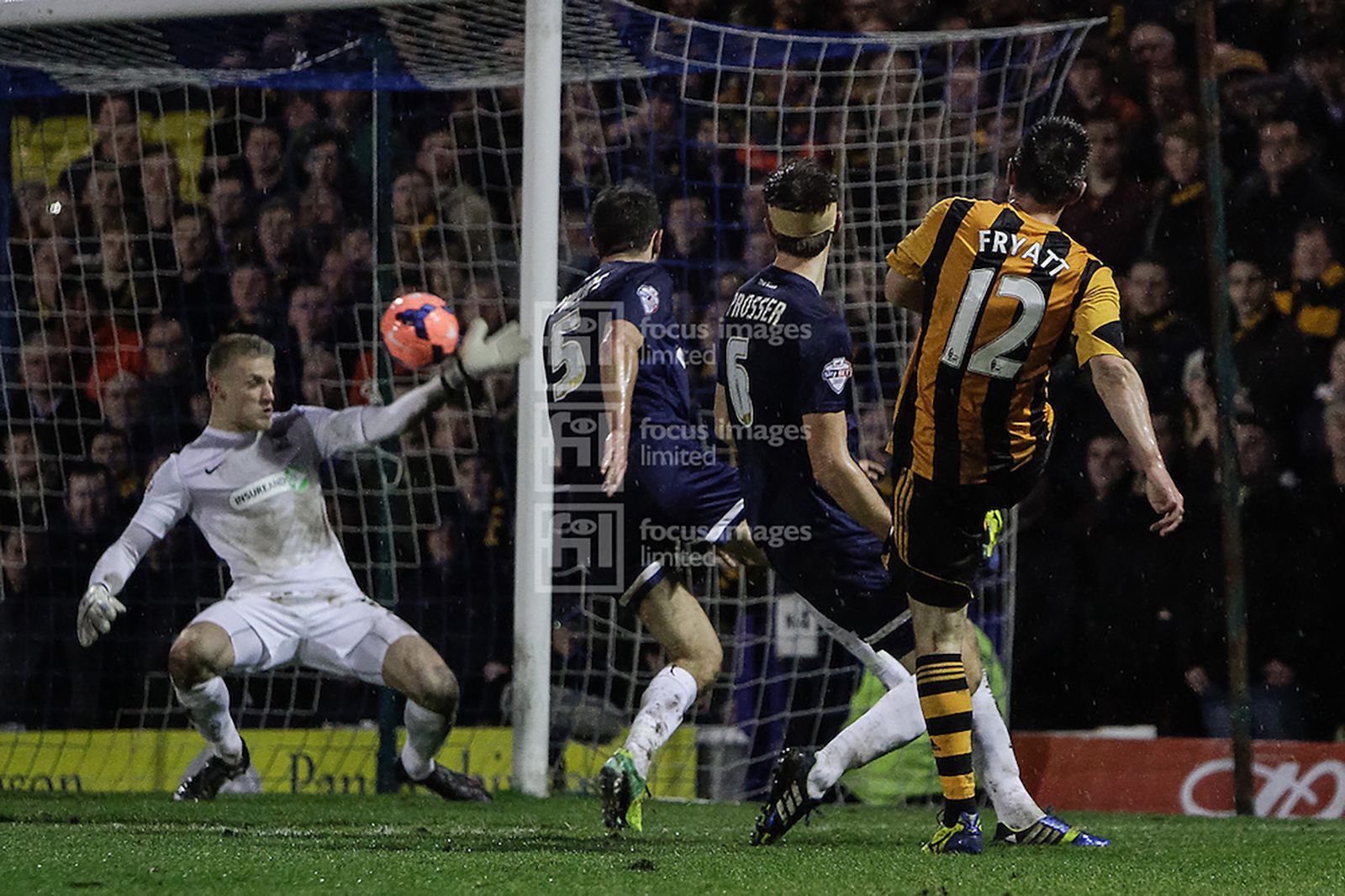 Matthew Fryatt scores Hull's second goal