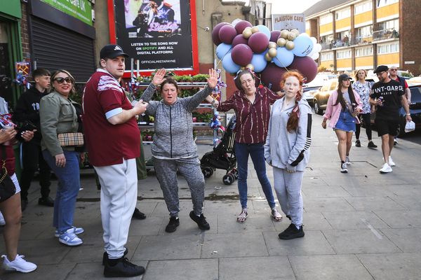 West Ham fans celebrate