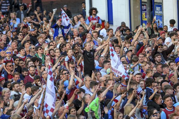 West Ham fans celebrate