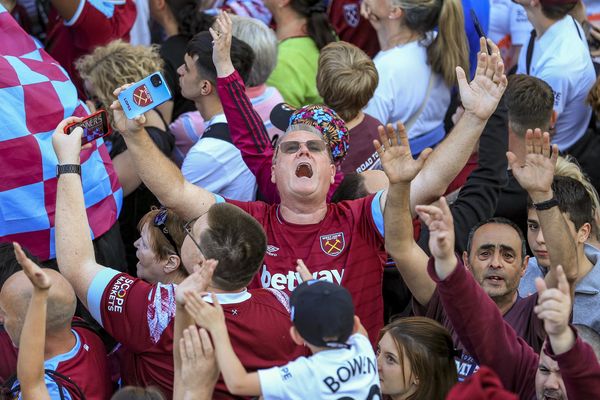 West Ham fans celebrate